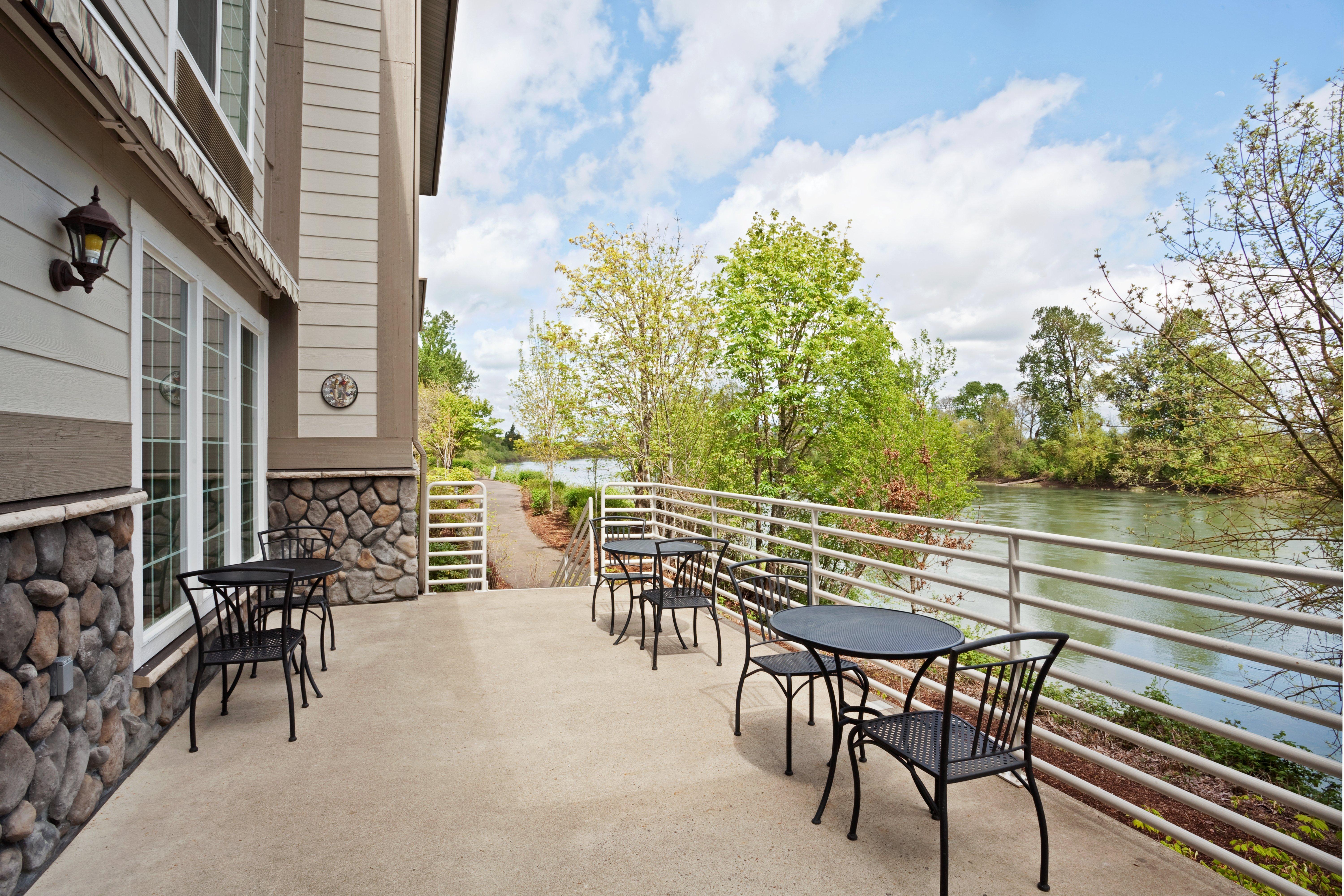 Holiday Inn Express Corvallis-On The River By Ihg Экстерьер фото